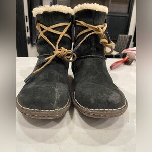 UGG Australia Cove 5178 Women's Black Leather Suede Sheepskin Winter Boots 8